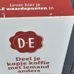 DE-koffiewaardepunten voor voedselbank Balk