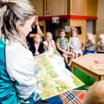 Samen lezen, samen Fries spreken tijdens de Lês-mar-foar-wiken